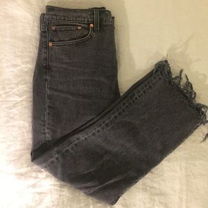 Levi’s Wedgie Straight like new!